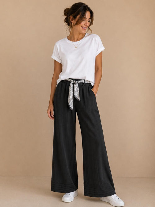 PANTALONE CON FOULARD
