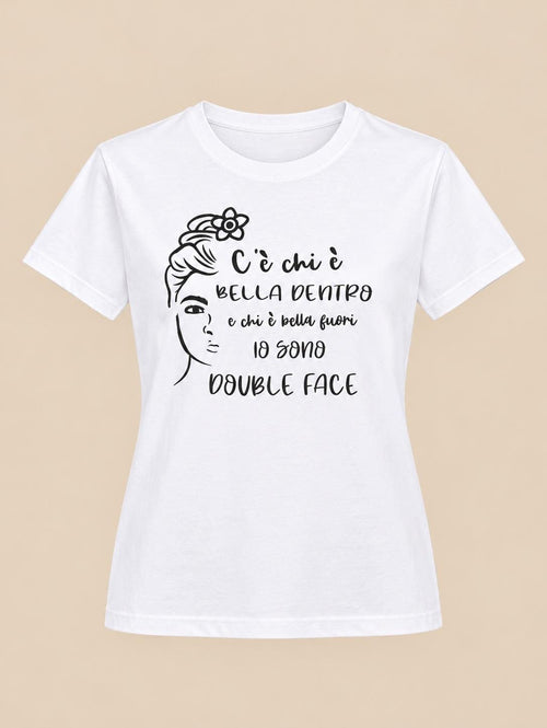 T-SHIRT CON SCRITTA