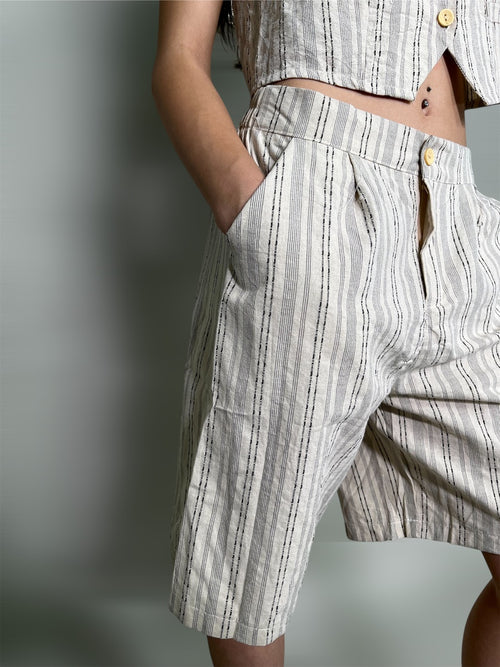 Completo gilet e bermuda