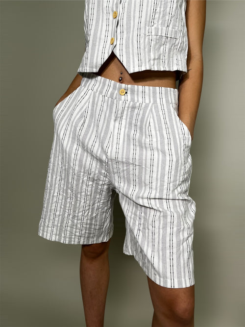 Completo gilet e bermuda