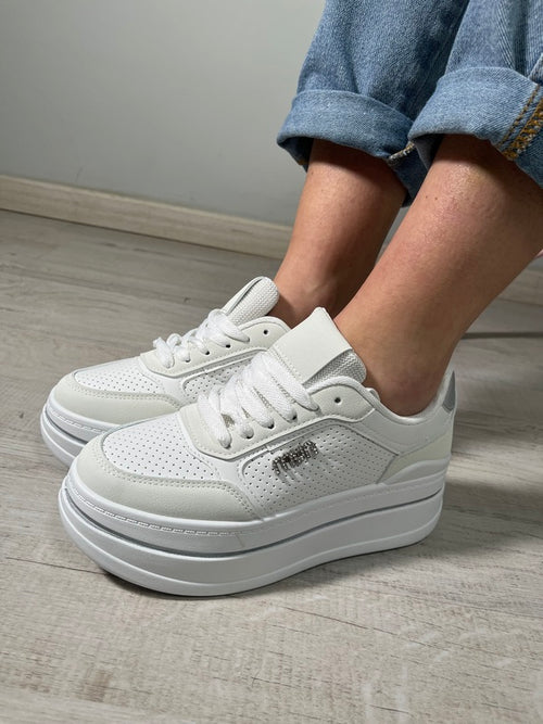 Sneakers Mila