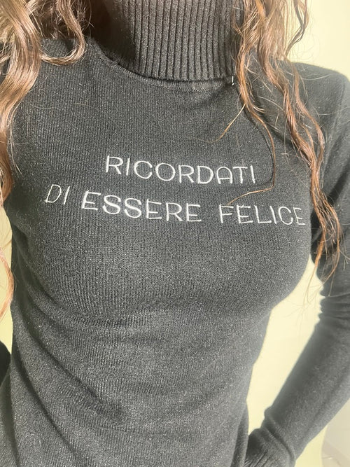 Pull Ricamata