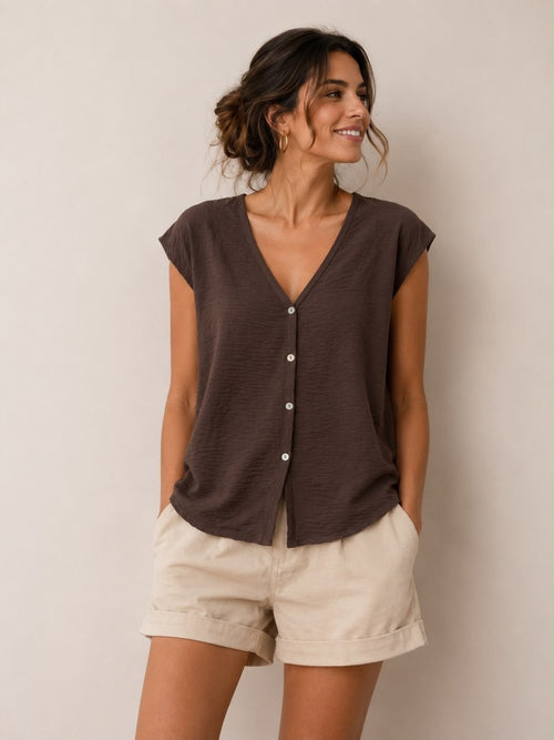 MAGLIA CON BOTTONCINI