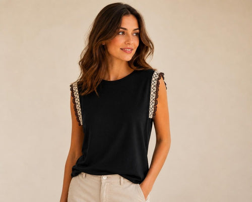 MAGLIA CON PIZZO