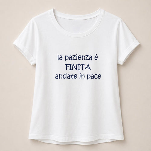 T-SHIRT CON SCRITTA